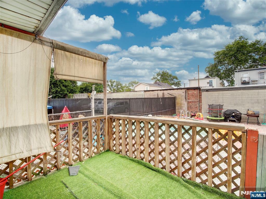 23 Foundry Street Newark, NJ 07105 - Photo 25 of 26