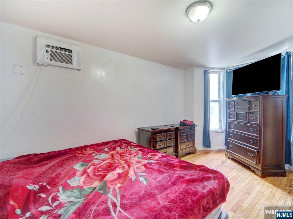 23 Foundry Street Newark, NJ 07105 - Photo 10 of 26