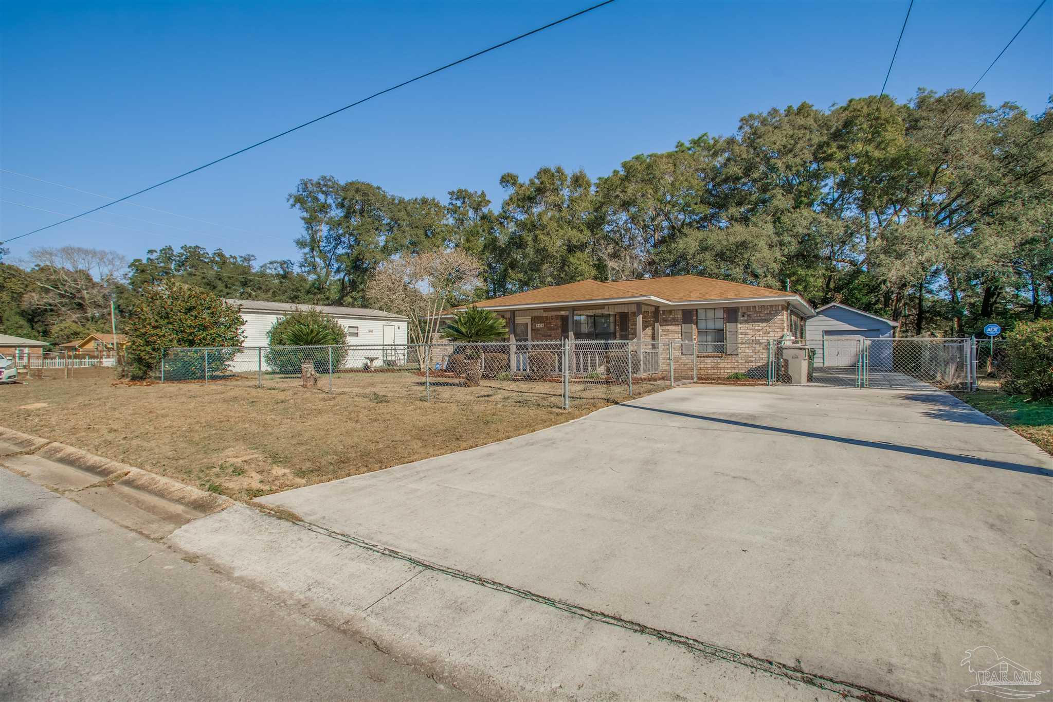 8424 Forge Place Pensacola, FL 32514 - Photo 5 of 43