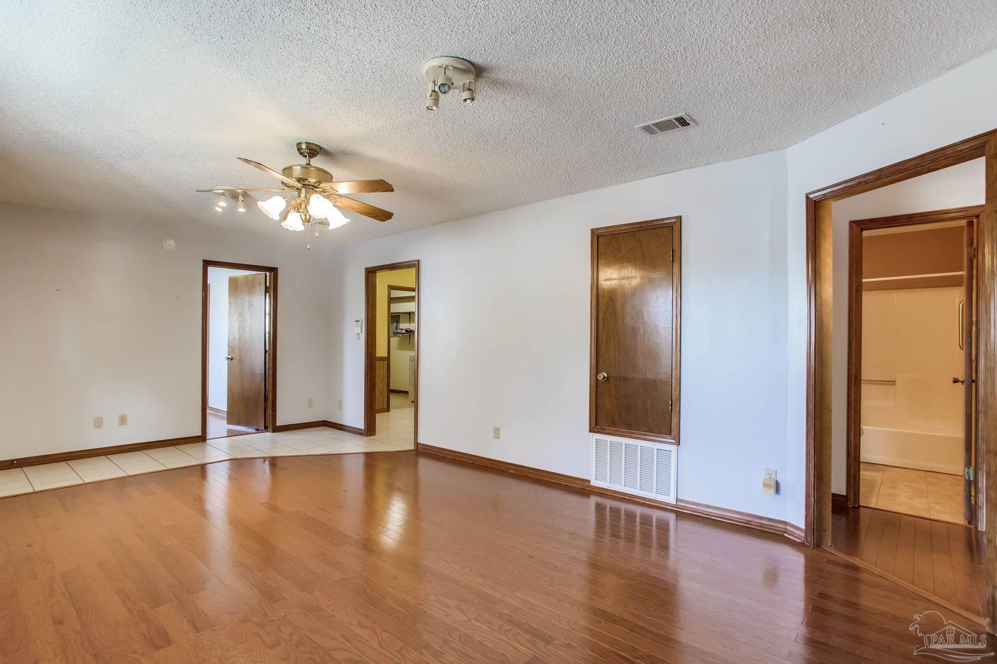 8424 Forge Place Pensacola, FL 32514 - Photo 8 of 43