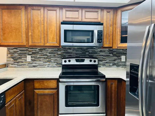 $1,100 | 3042 Sir Hamilton Circle, Unit 6, Titusville, FL 32780