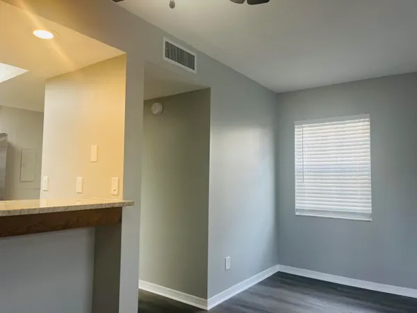 $1,100 | 3042 Sir Hamilton Circle, Unit 6, Titusville, FL 32780