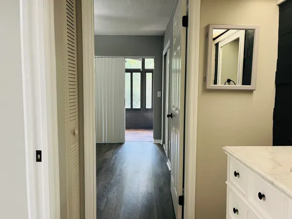 $1,100 | 3042 Sir Hamilton Circle, Unit 6, Titusville, FL 32780