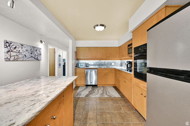 1785 29th Street, Unit 208 Ogden, UT 84403 - Photo 7 of 36