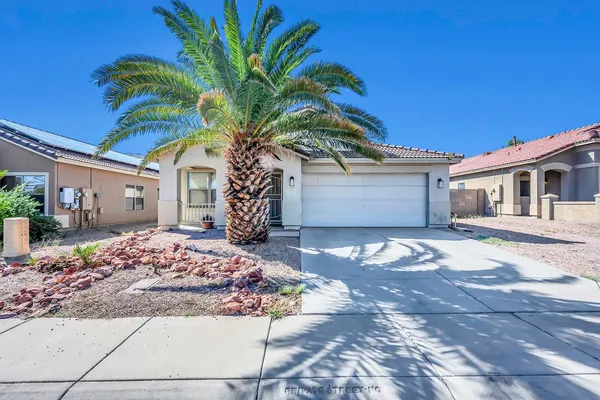 $2,800 | 1125 East Milada Drive, Phoenix, AZ 85042