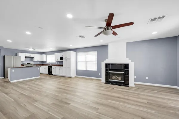 $2,800 | 1125 East Milada Drive, Phoenix, AZ 85042