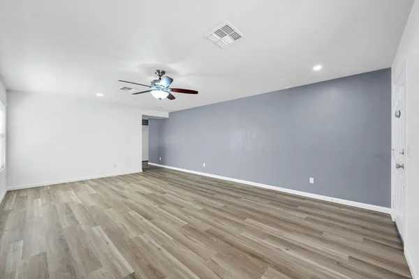 $2,800 | 1125 East Milada Drive, Phoenix, AZ 85042