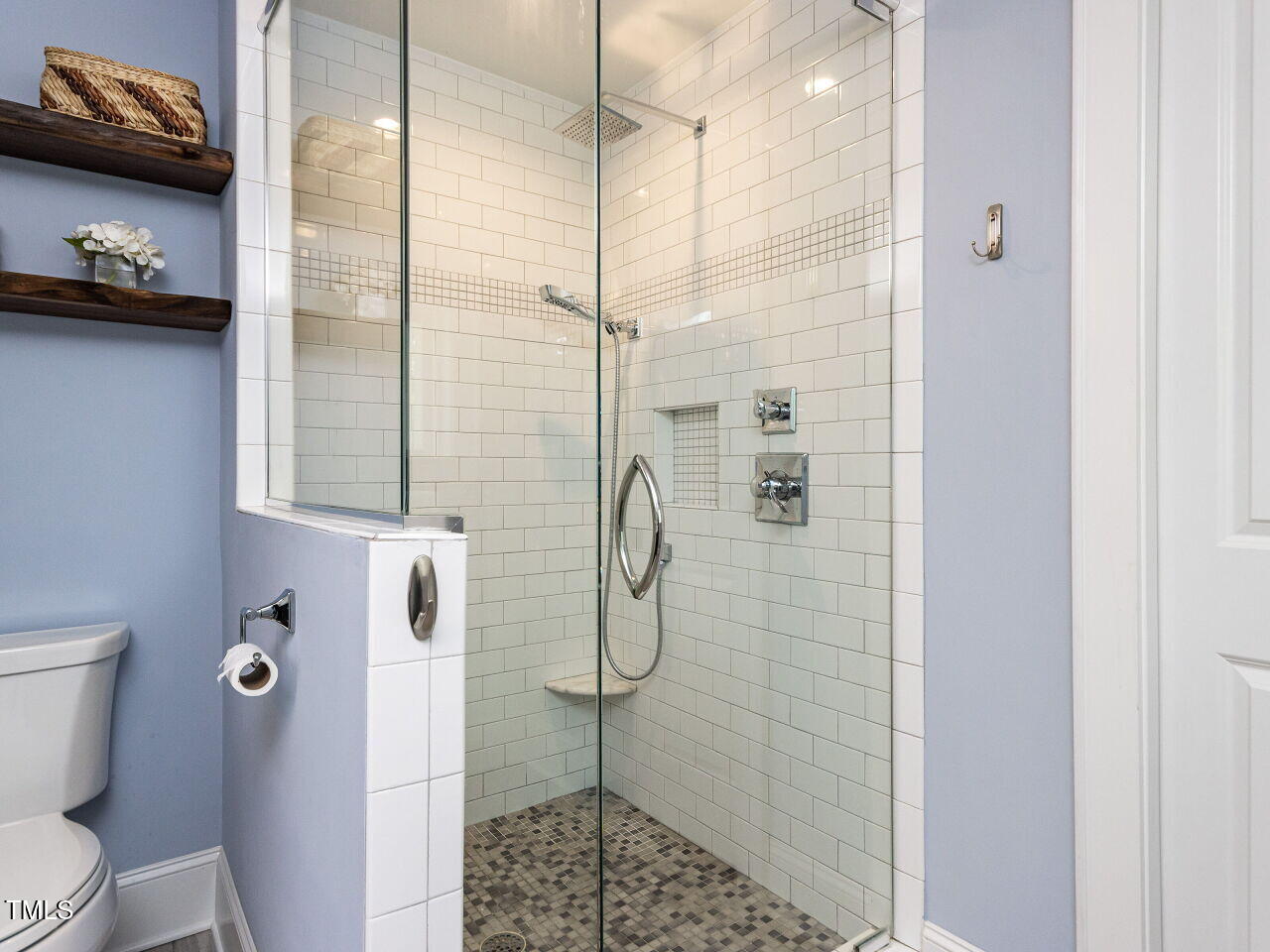 323 Morrison Avenue Raleigh, NC 27608 - Photo 27 of 98 027-1280x960-primary-bathroom