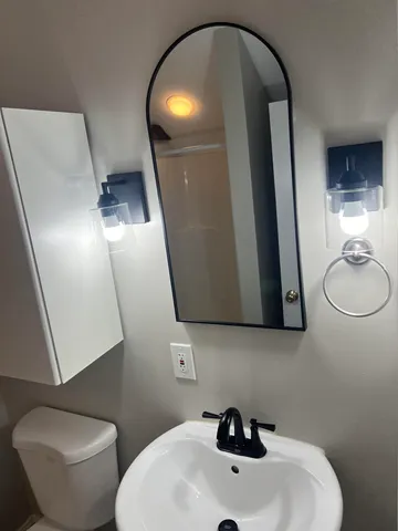 $1,450 | 10 Spring Street, Unit A, Dover, NH 03820