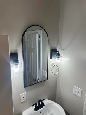 $1,450 | 10 Spring Street, Unit A, Dover, NH 03820