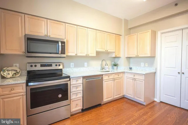 $319,900 | 3200 North Leisure World Boulevard, Unit 1007, Silver Spring, MD 20906