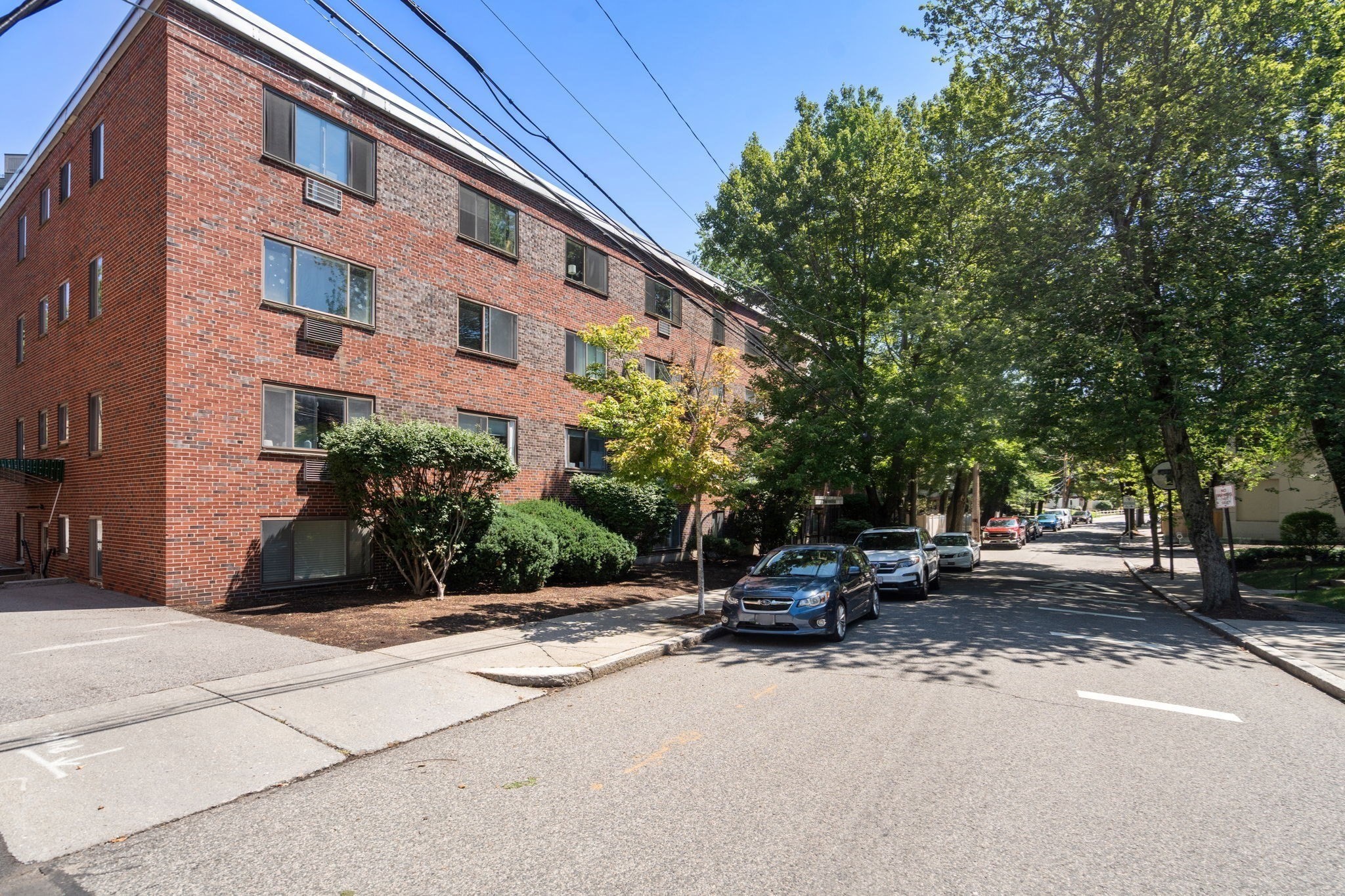 133 Beaconsfield Road, Unit 44 Brookline, MA 02445 - Photo 25 of 26 Gallery Image 25