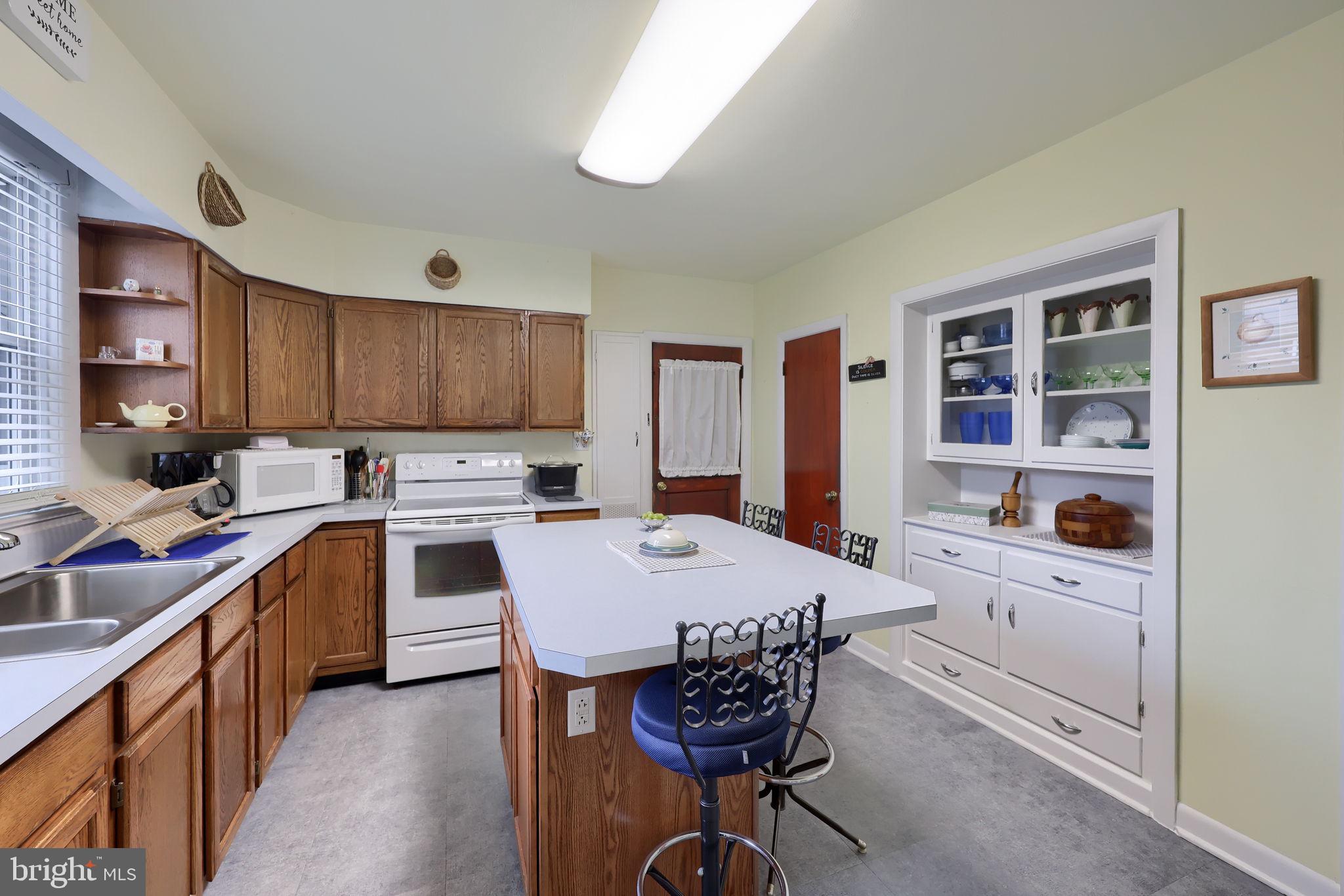 3020 Tunnel Hill Road Lebanon, PA 17046 - Photo 6 of 60