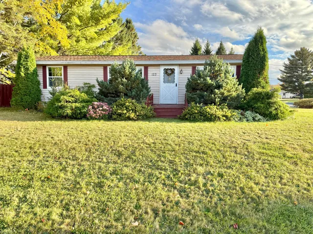 $179,900 | 123 Birch Street, Madawaska, ME 04756