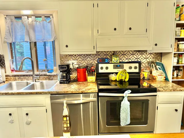 $179,900 | 123 Birch Street, Madawaska, ME 04756