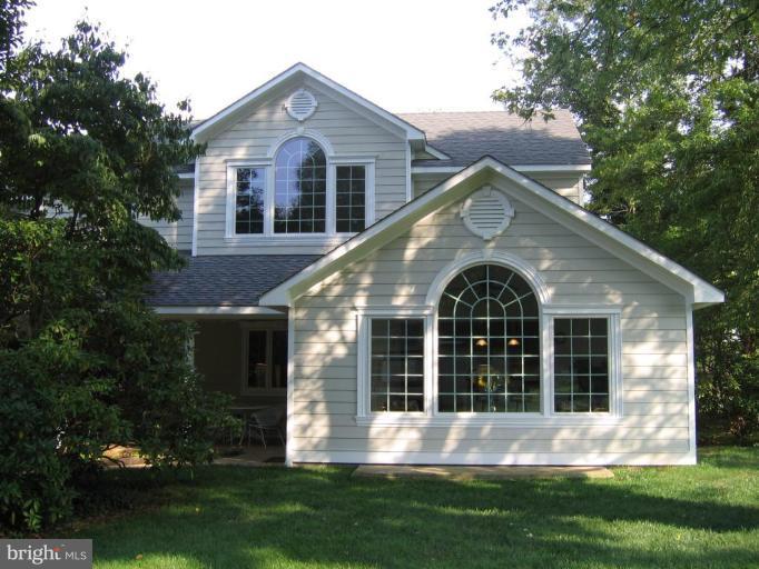 2634 Chain Bridge Road Vienna, VA 22181 - Photo 5 of 15 Exterior #2