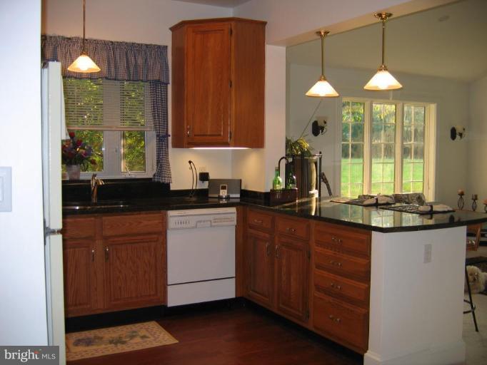 2634 Chain Bridge Road Vienna, VA 22181 - Photo 10 of 15 Kitchen