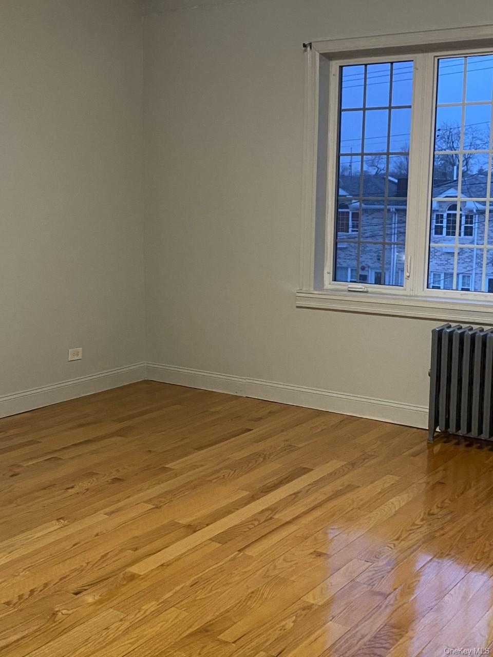 217-24 112th Road Queens, NY 11429 - Photo 2 of 9