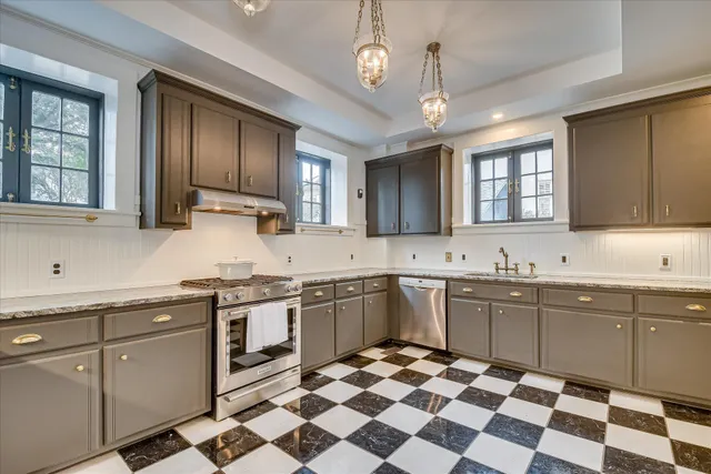 $998,000 | 2409 Central Avenue, Augusta, GA 30904