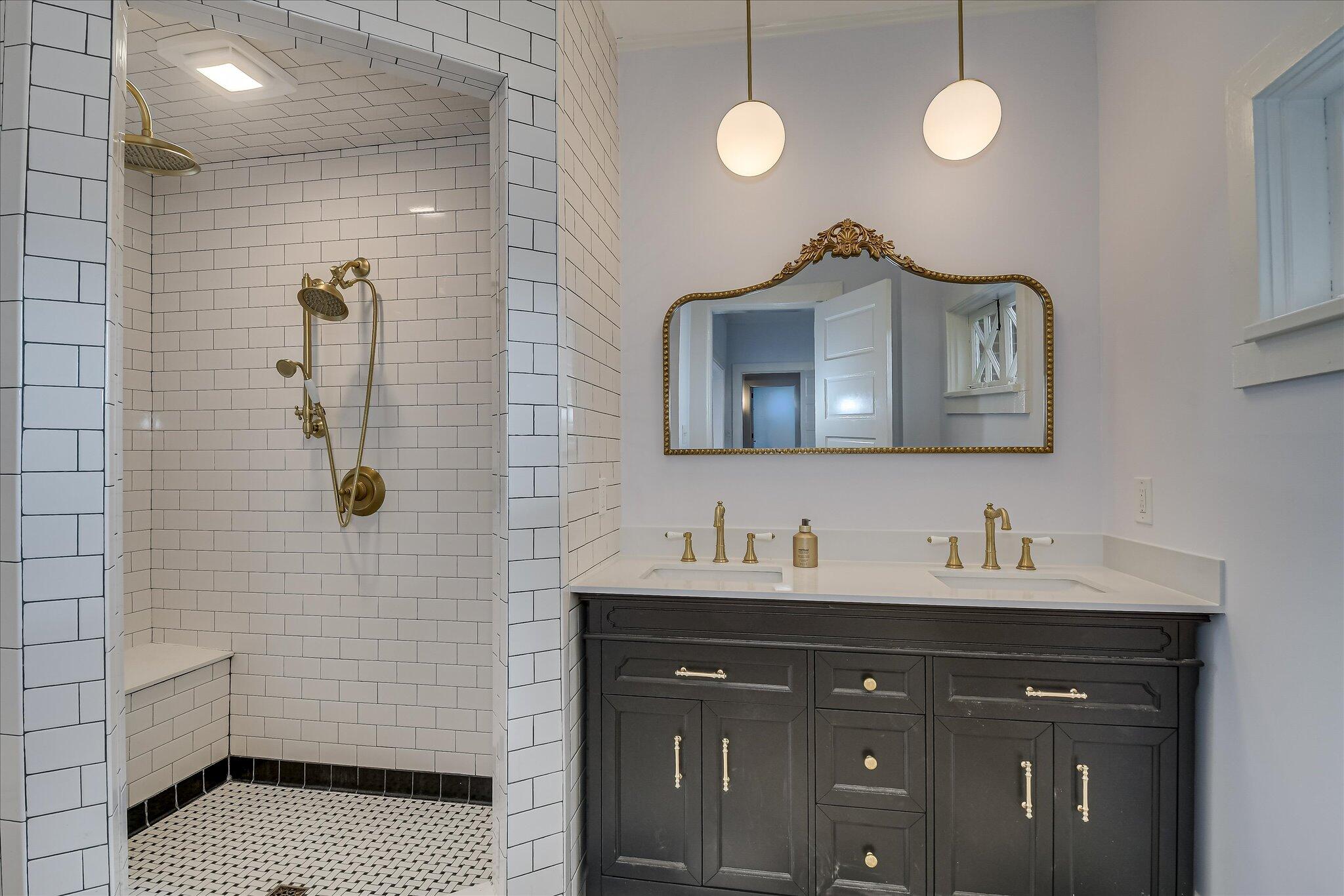 2409 Central Avenue Augusta, GA 30904 - Photo 33 of 55 Primary Ensuite