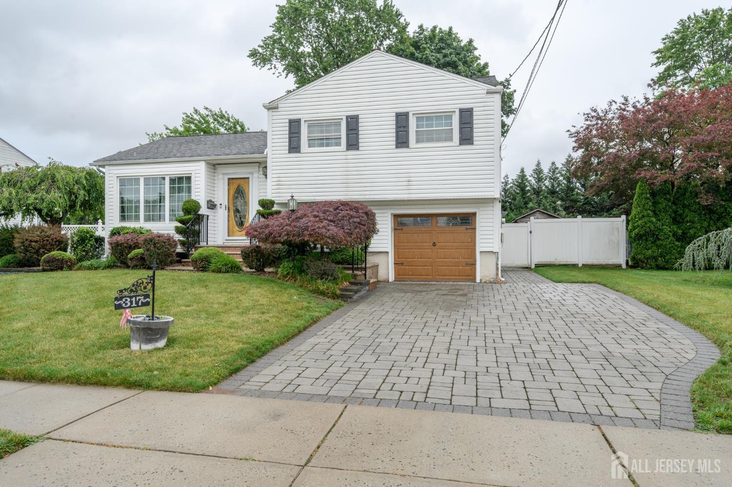 317 Libourel Road South Plainfield, NJ 07080 - Photo 36 of 40