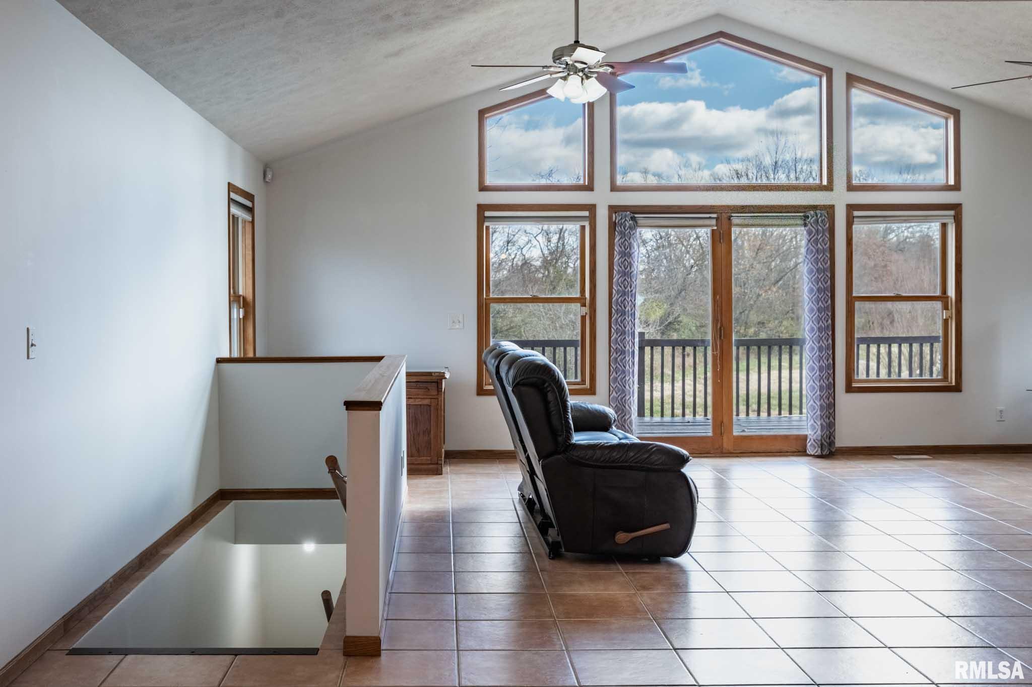 450 Clark School Road De Soto, IL 62924 - Photo 12 of 48