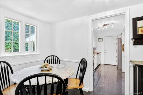 $1,700,000 | 60 Mill Spring Road, Manhasset, NY 11030