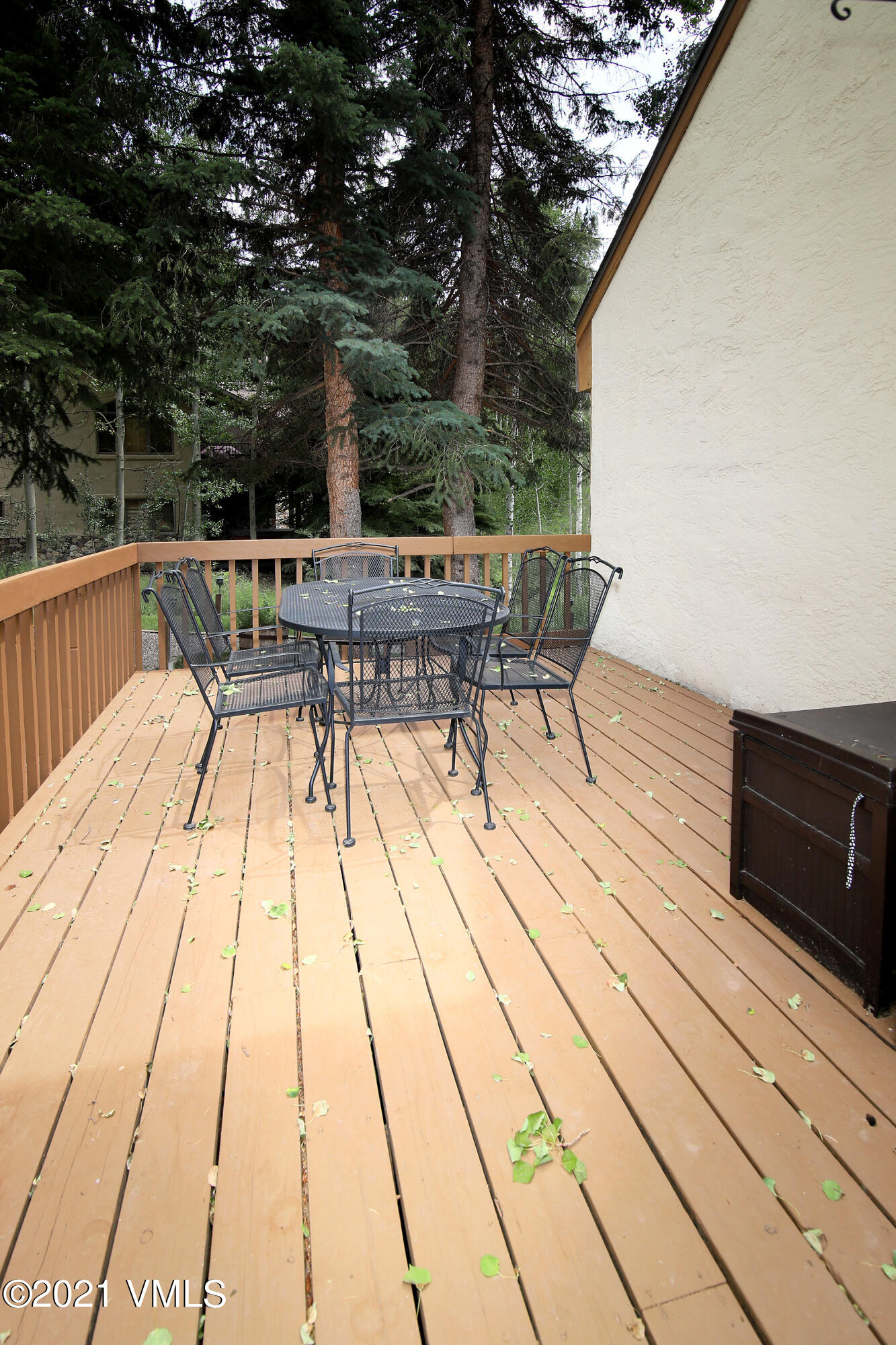 1480 Buffehr Creek Road, Unit 3A Vail, CO 81657 - Photo 13 of 17 a view of backyard with sitting area