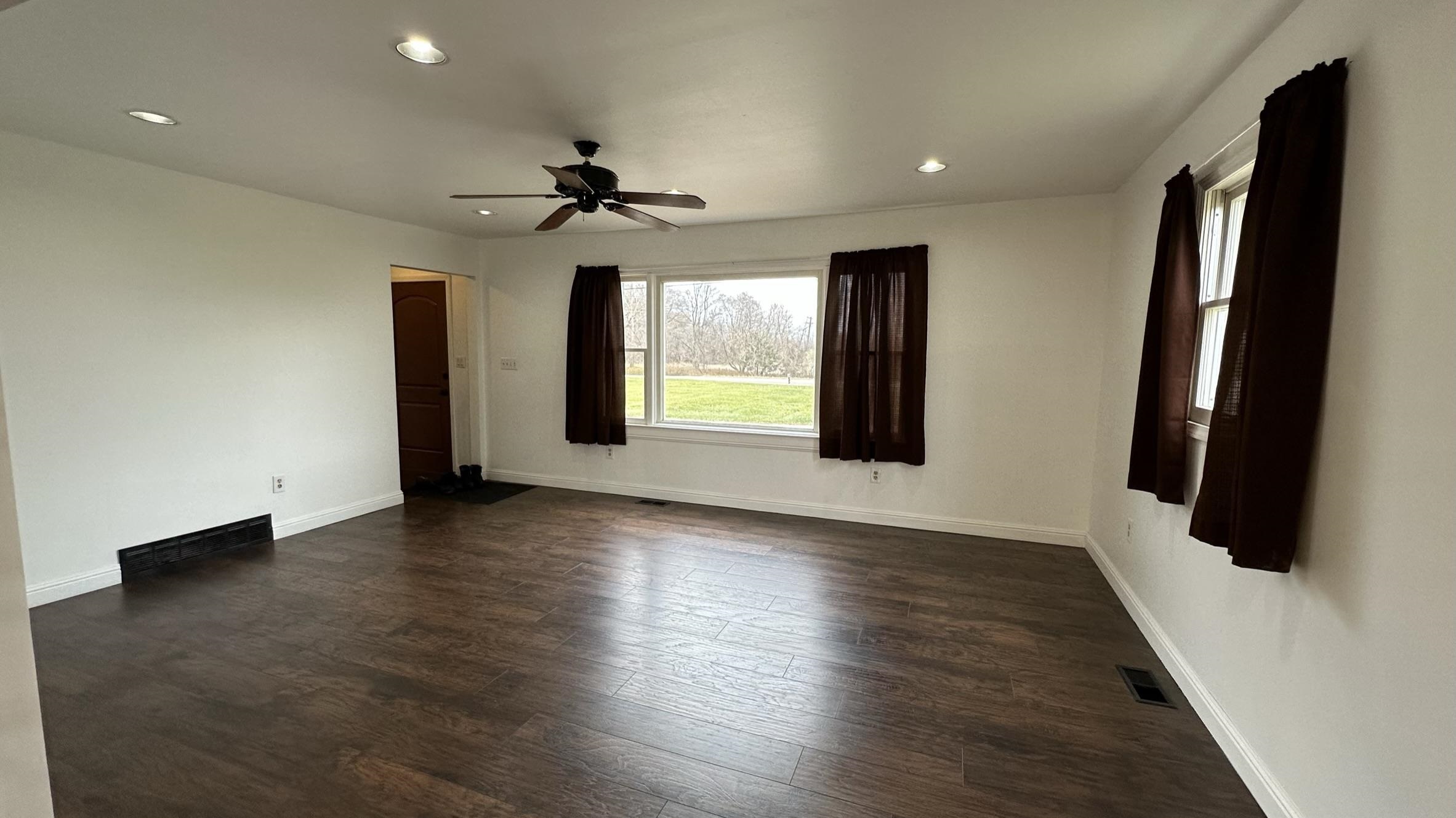 6419 Elms Road Flushing, MI 48433 - Photo 54 of 65 50096753-53.JPG