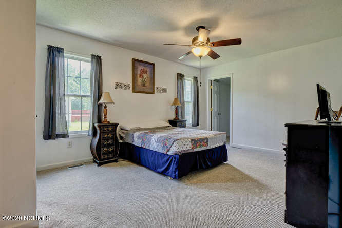 208 Jones Street Holly Ridge, NC 28445 - Photo 22 of 35 208 Jones St Holly Ridge NC-small-018-02