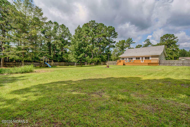 208 Jones Street Holly Ridge, NC 28445 - Photo 3 of 35 208 Jones St Holly Ridge NC-small-036-03