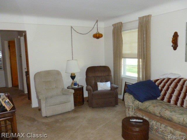 2769 Cumberland Road Berkley, MI 48072 - Photo 2 of 22 P1030141.JPG