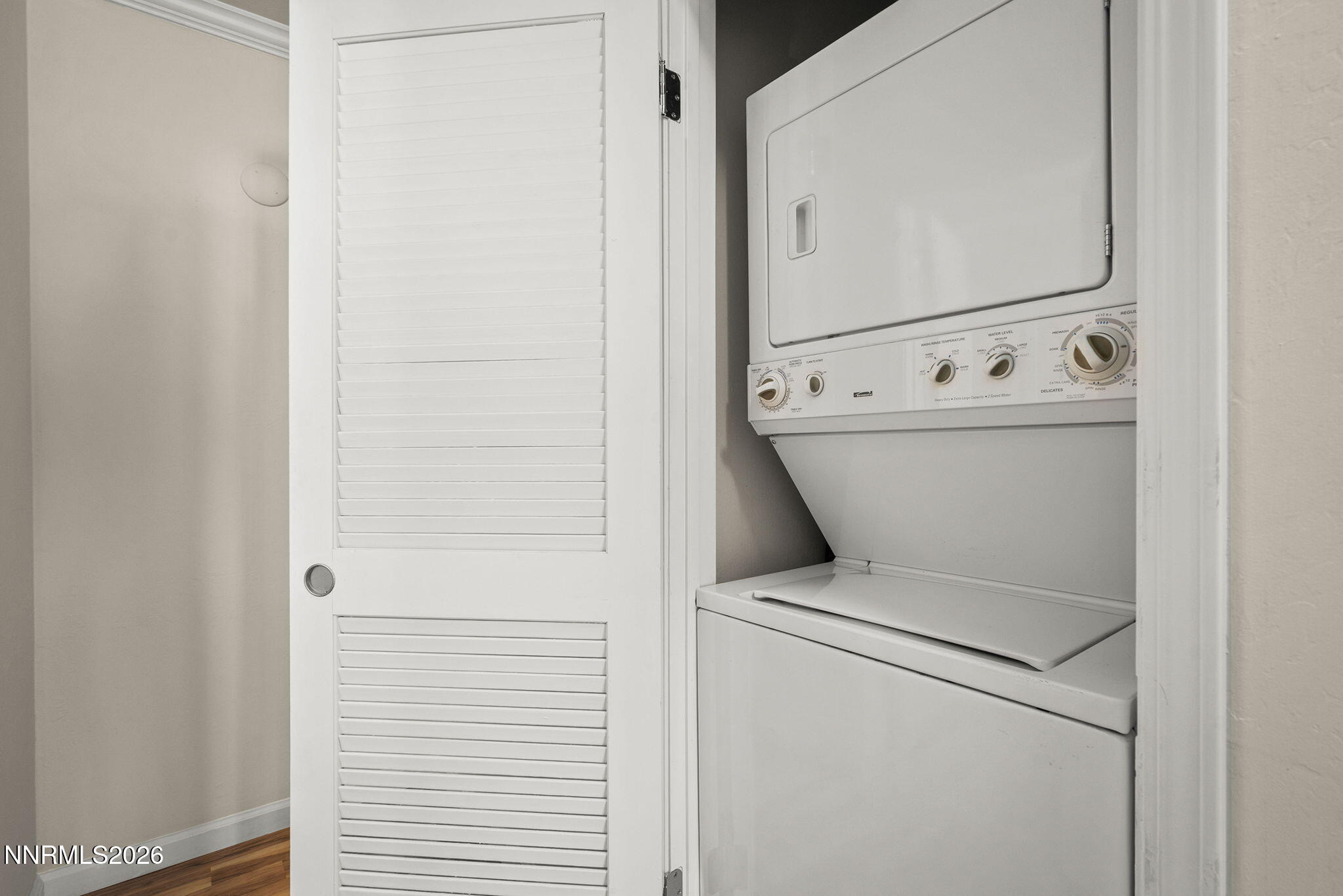 2300 Dickerson Road Reno, NV 89503 - Photo 15 of 21 20-web-or-mls-_DSC0575