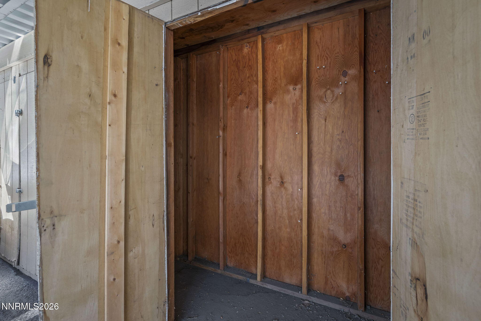 2300 Dickerson Road Reno, NV 89503 - Photo 18 of 21 23-web-or-mls-_DSC0594