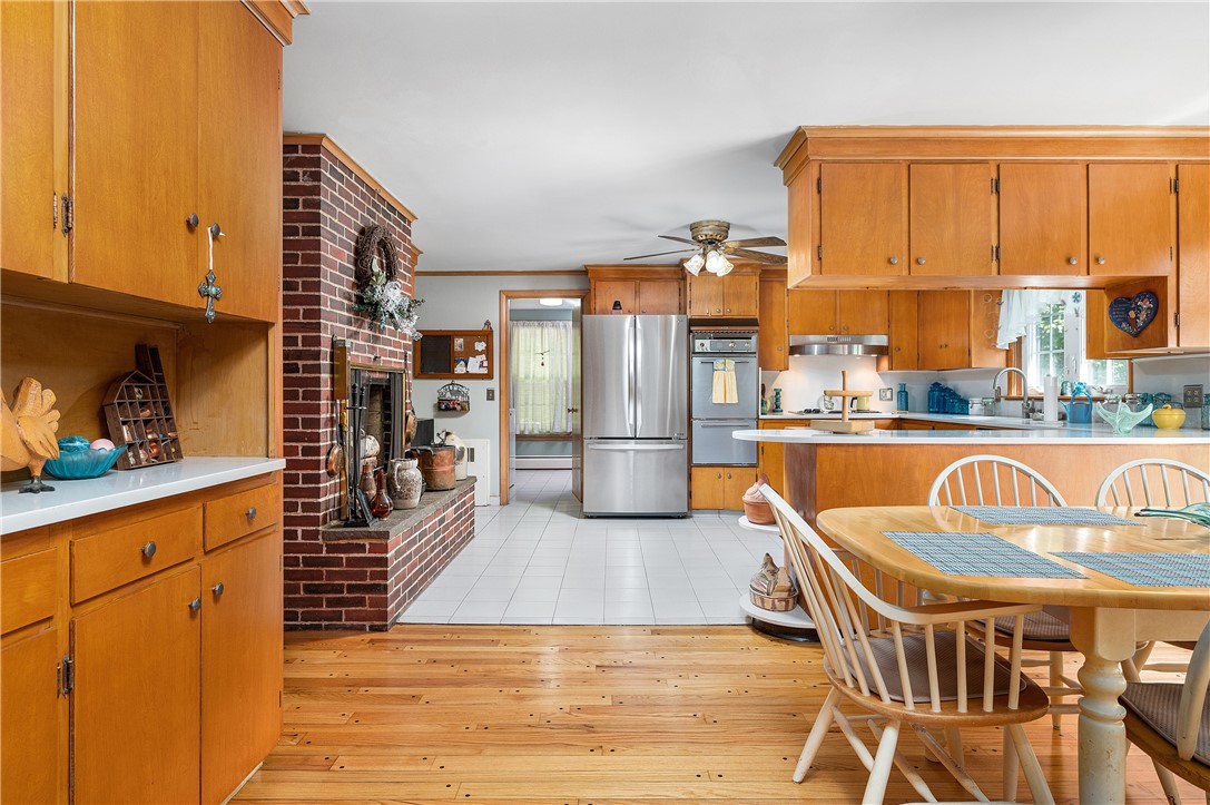 34 Valley Road Glocester, RI 02829 - Photo 17 of 44