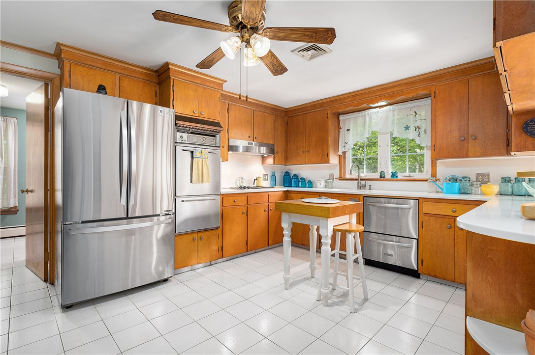 34 Valley Road Glocester, RI 02829 - Photo 20 of 44