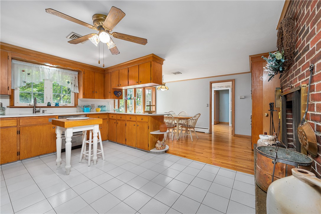 34 Valley Road Glocester, RI 02829 - Photo 21 of 44