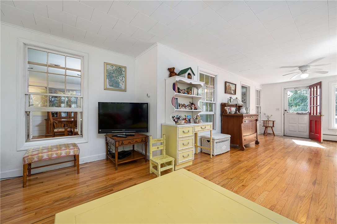 34 Valley Road Glocester, RI 02829 - Photo 33 of 44