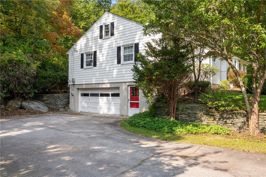 34 Valley Road Glocester, RI 02829 - Photo 4 of 44