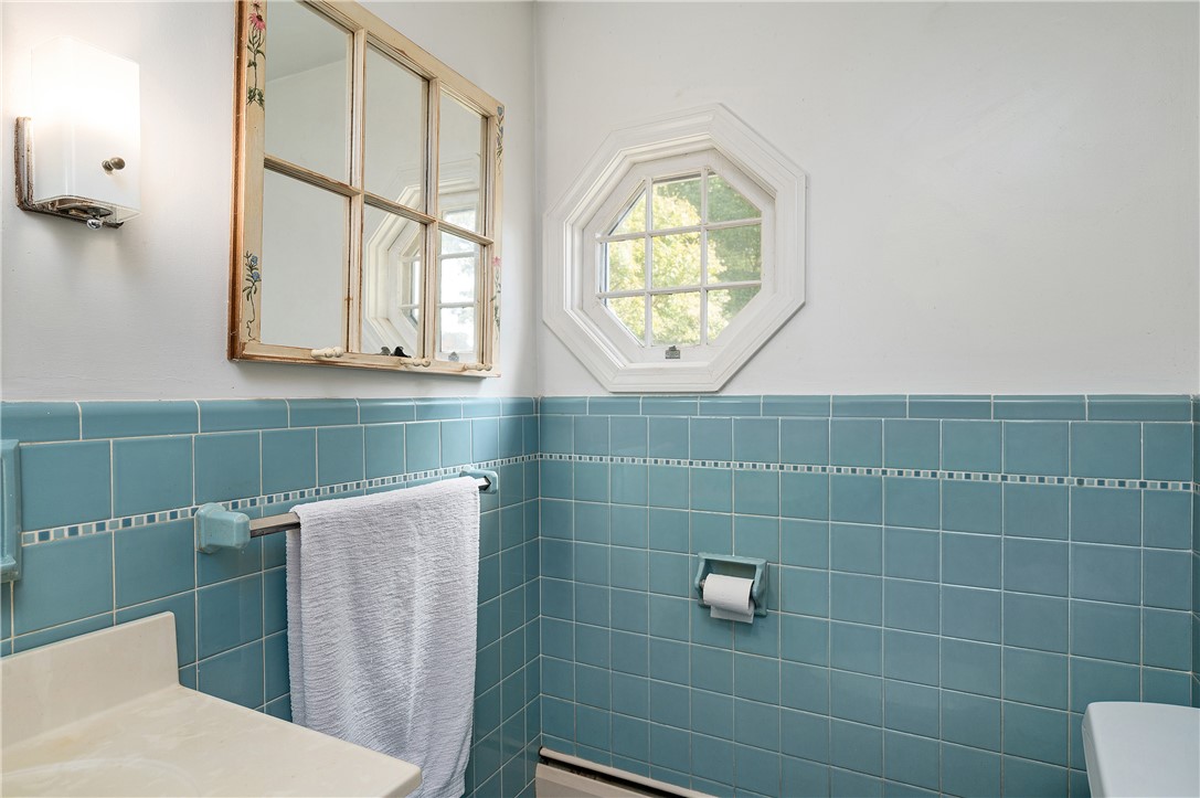 34 Valley Road Glocester, RI 02829 - Photo 41 of 44