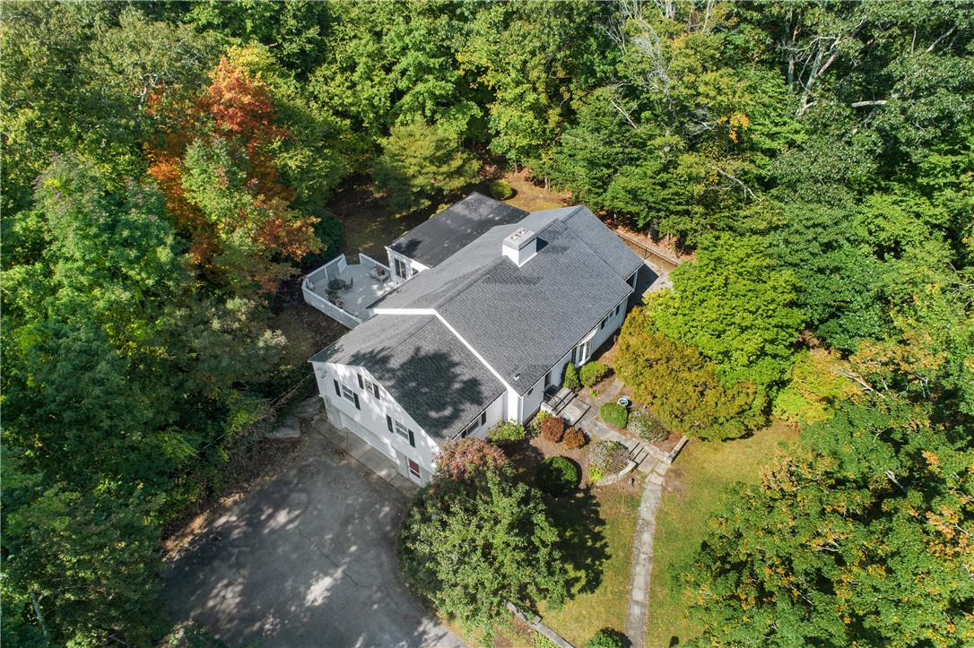 34 Valley Road Glocester, RI 02829 - Photo 9 of 44