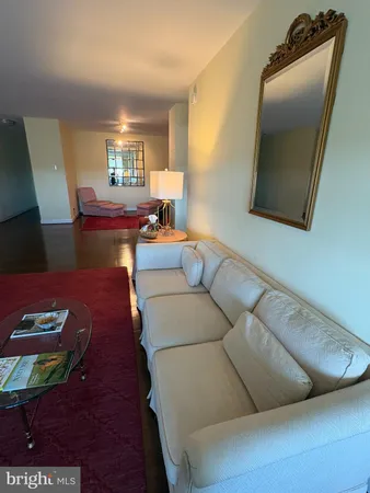 $2,300 | 5101 River Road, Unit 1608, Bethesda, MD 20816