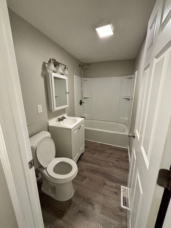 7 Noel Street Springfield, MA 01108 - Photo 12 of 20