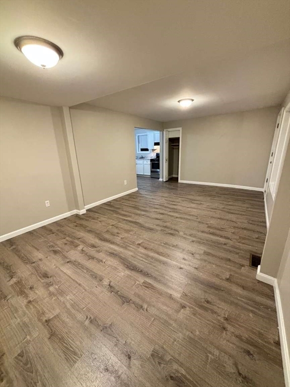 7 Noel Street Springfield, MA 01108 - Photo 3 of 20