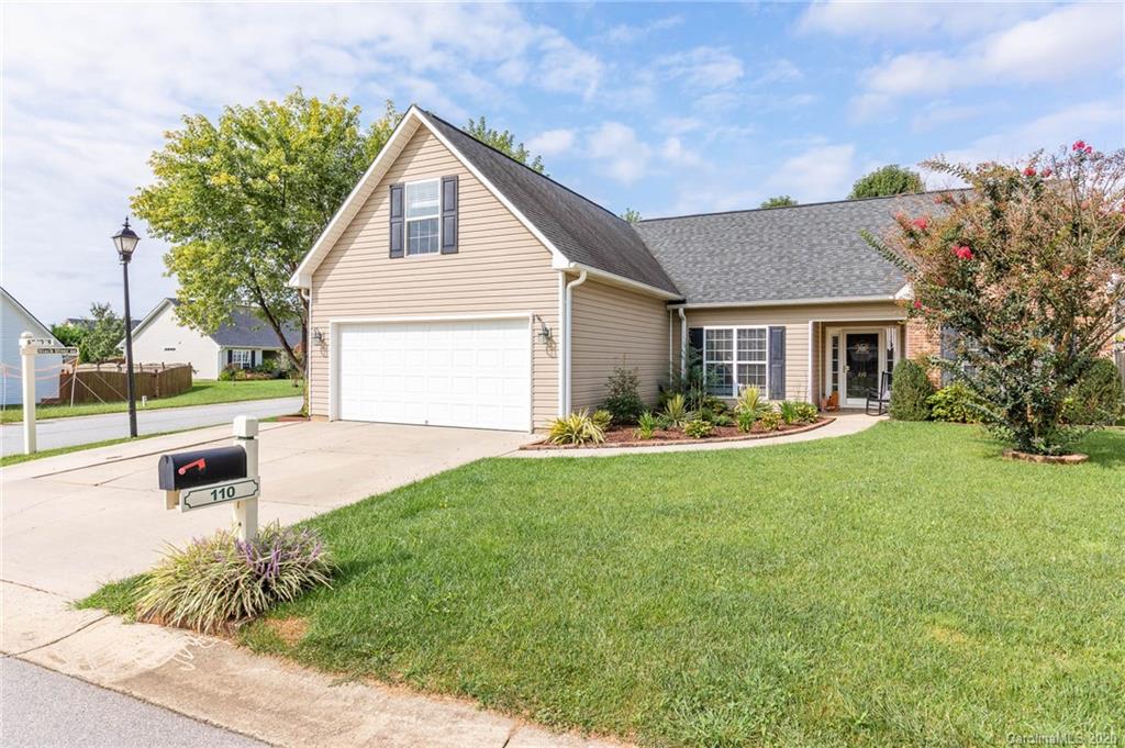 110 Yadkin Road Fletcher, NC 28732 - Photo 2 of 22