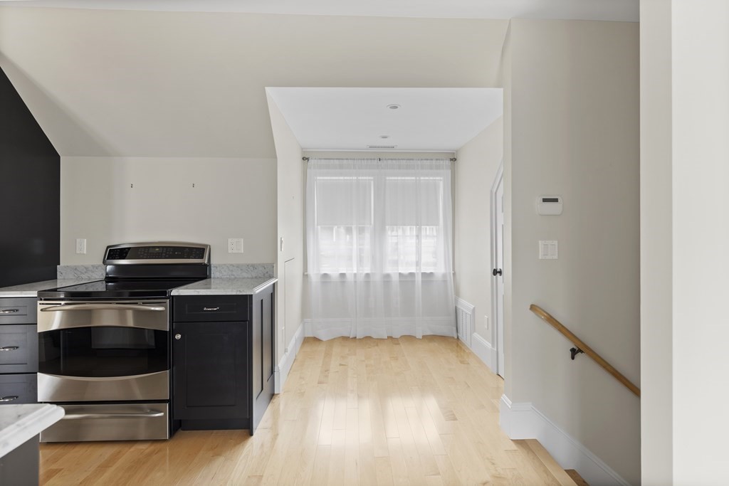 297 Meadowbrook Road Weston, MA 02493 - Photo 19 of 42