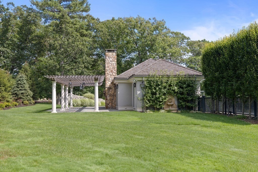 297 Meadowbrook Road Weston, MA 02493 - Photo 22 of 42