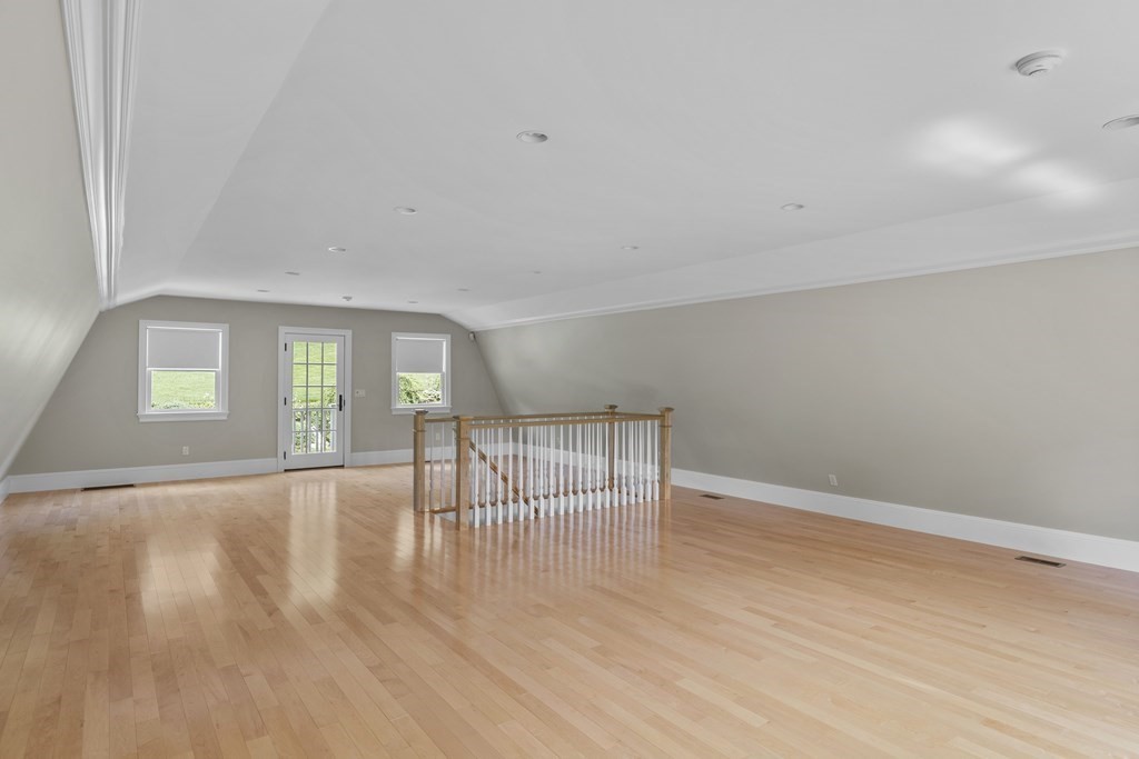 297 Meadowbrook Road Weston, MA 02493 - Photo 36 of 42