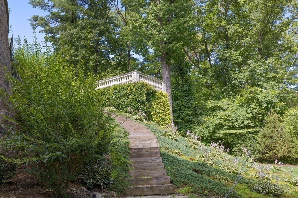 297 Meadowbrook Road Weston, MA 02493 - Photo 41 of 42