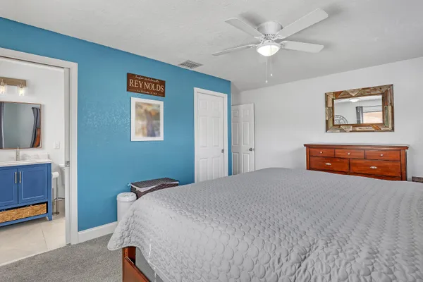 $3,150 | 1210 Skylark Lane, Lantana, FL 33462